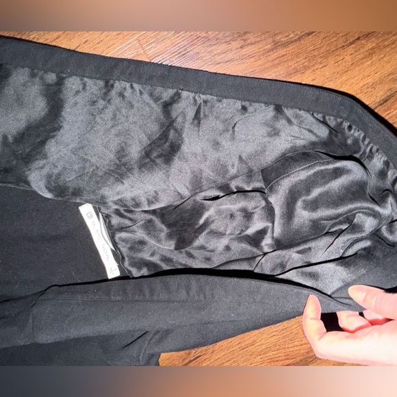 BLANC NOIR
Maitri Traveler Jac $200 black faux leather active casual spring - Picture 14 of 16